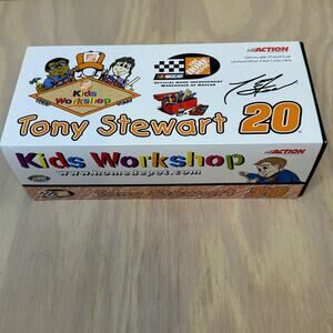 Tony Stewart NASCAR #20 Autographed Scale Home Depot Kids Workshop 2000 New